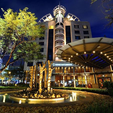 Intercontinental Johannesburg Or Tambo Airport Hotel By Ihg Kempton Park Zewnętrze zdjęcie The Royal