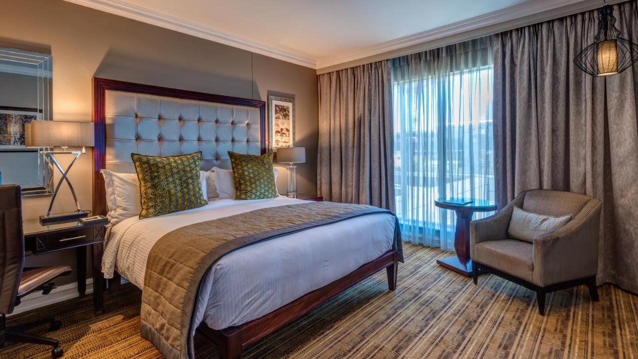 Intercontinental Johannesburg Or Tambo Airport Hotel By Ihg Kempton Park Zewnętrze zdjęcie
