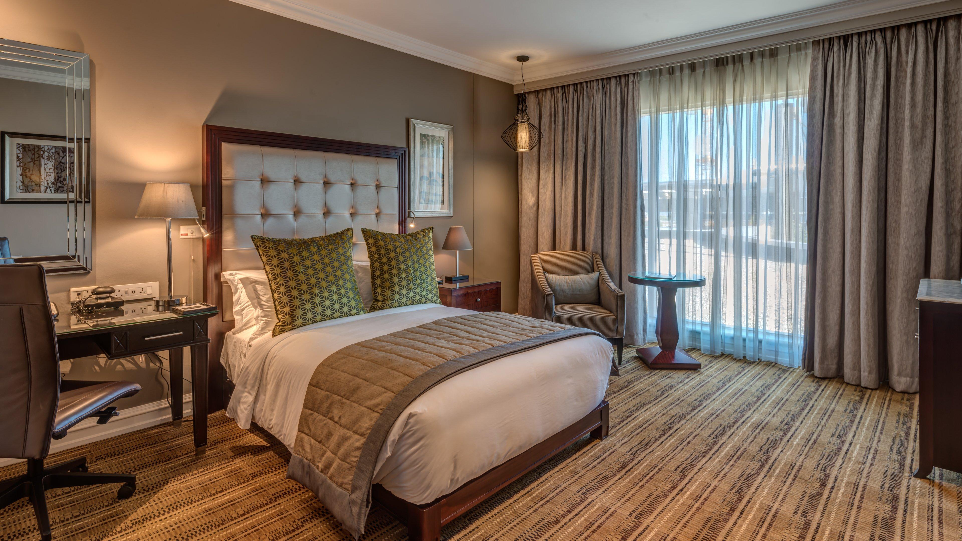 Intercontinental Johannesburg Or Tambo Airport Hotel By Ihg Kempton Park Zewnętrze zdjęcie A bedroom at the Taj Bengal