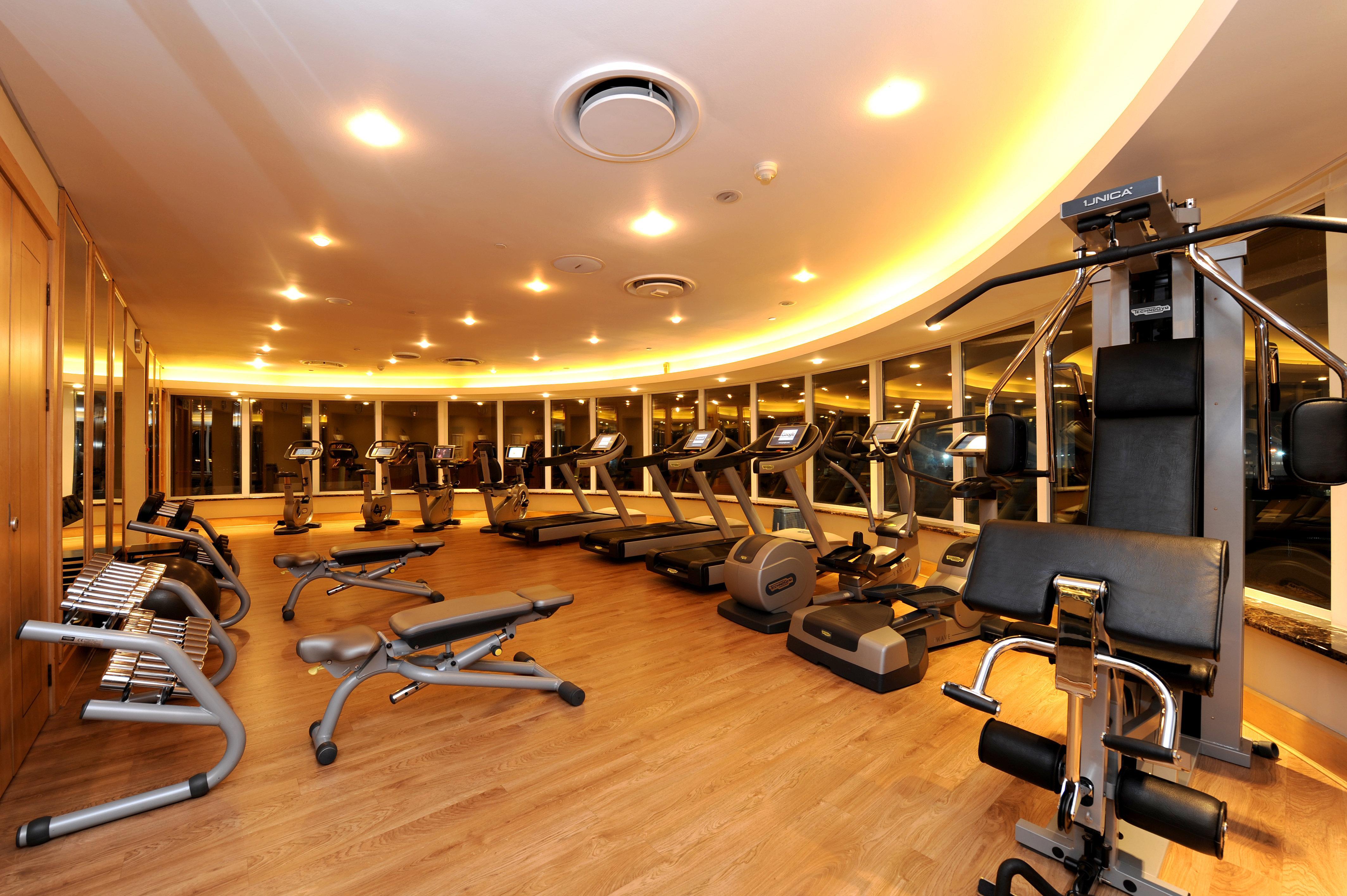 Intercontinental Johannesburg Or Tambo Airport Hotel By Ihg Kempton Park Zewnętrze zdjęcie A gym in a hotel