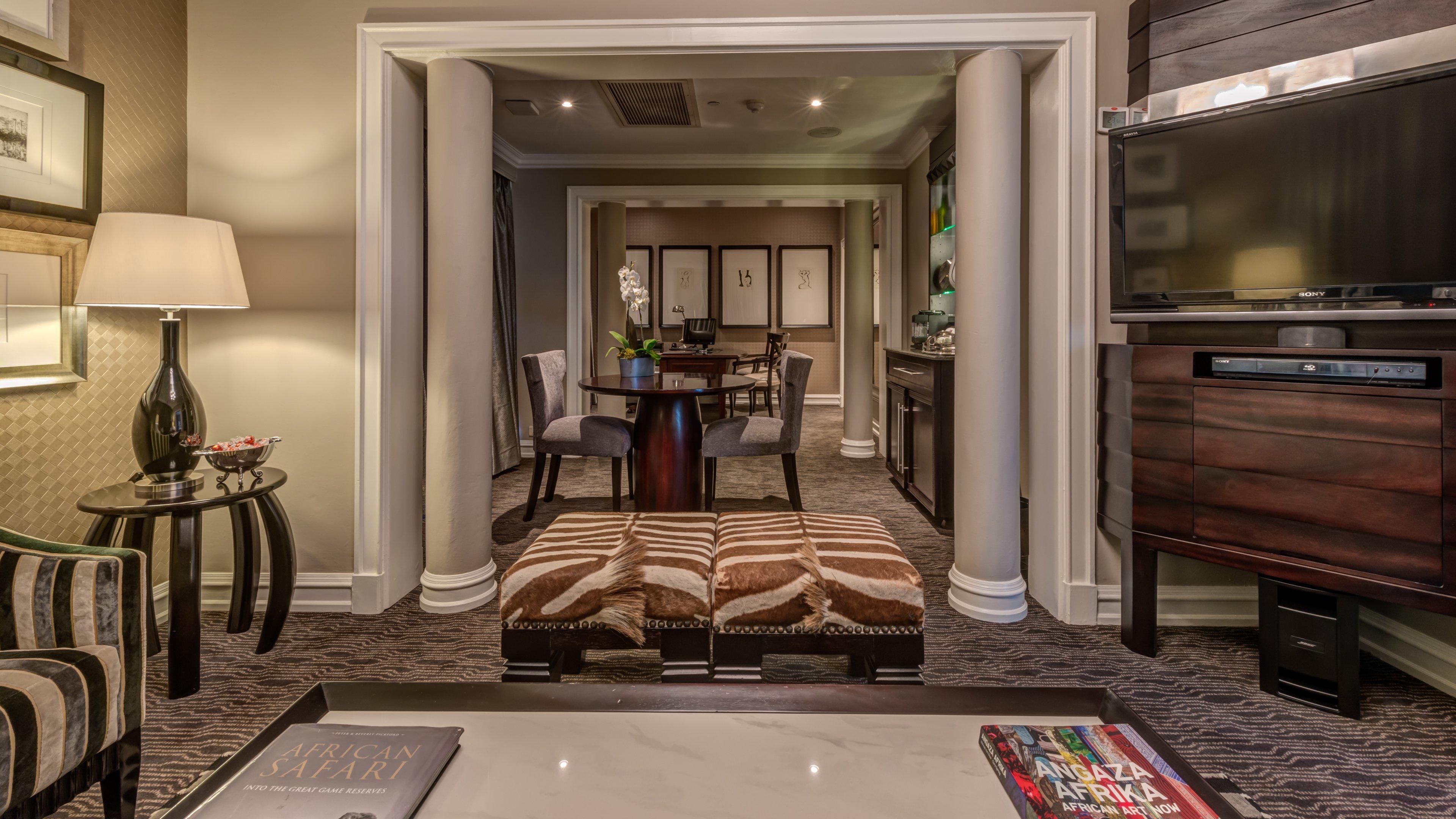 Intercontinental Johannesburg Or Tambo Airport Hotel By Ihg Kempton Park Zewnętrze zdjęcie A suite at The Ivy Hotel