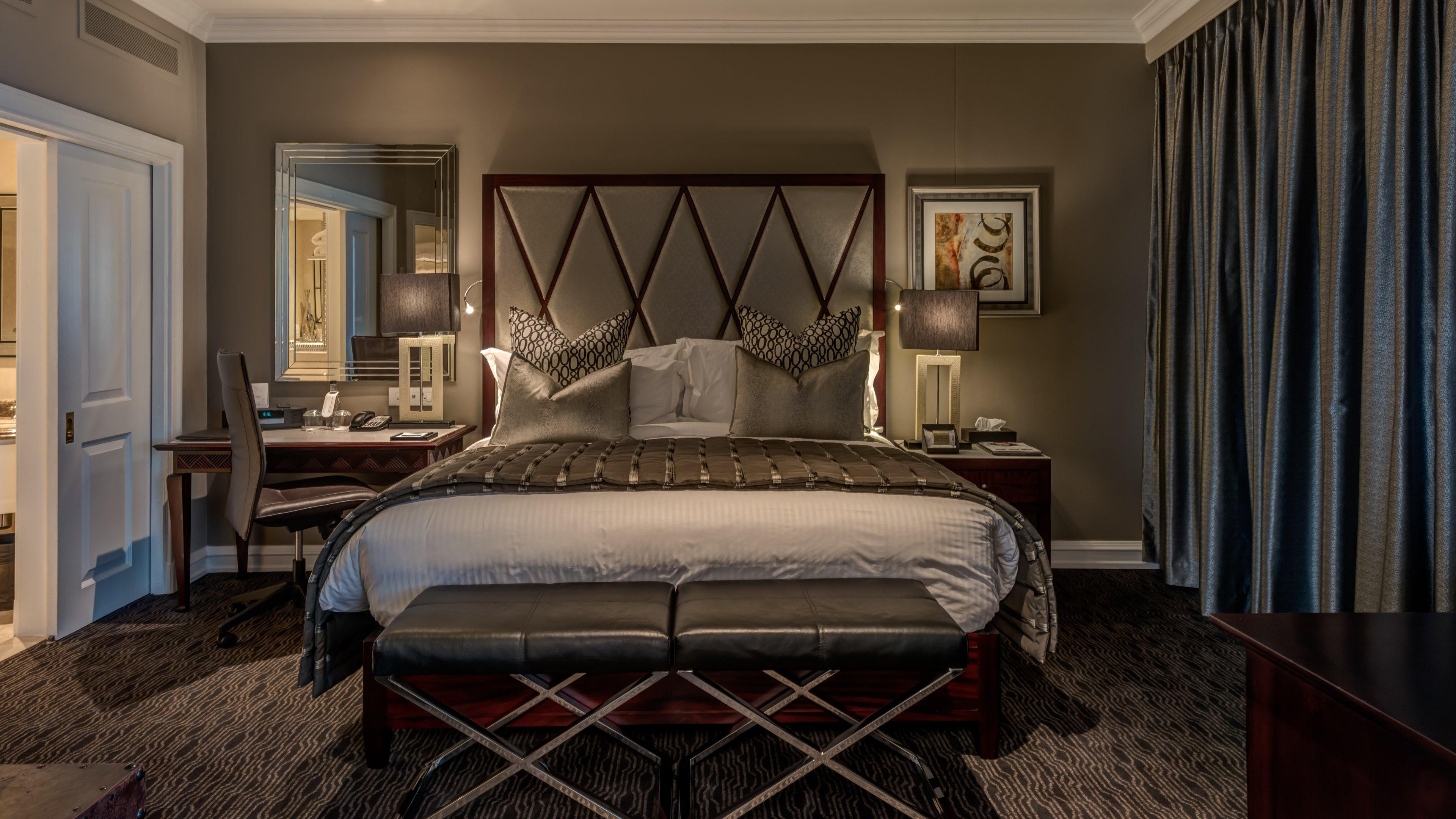 Intercontinental Johannesburg Or Tambo Airport Hotel By Ihg Kempton Park Zewnętrze zdjęcie A bedroom at The Ivy Hotel