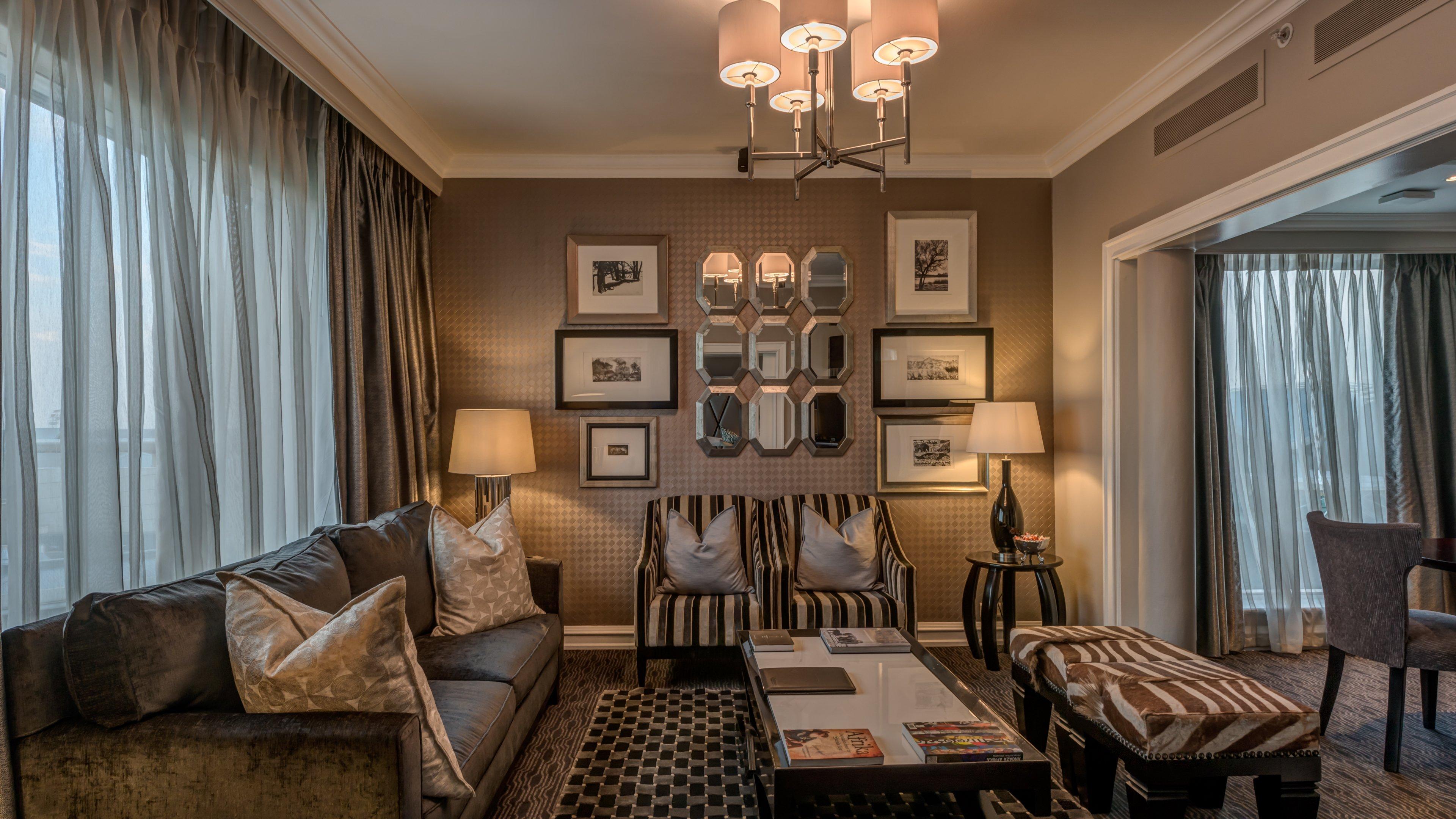 Intercontinental Johannesburg Or Tambo Airport Hotel By Ihg Kempton Park Zewnętrze zdjęcie A suite at the hotel
